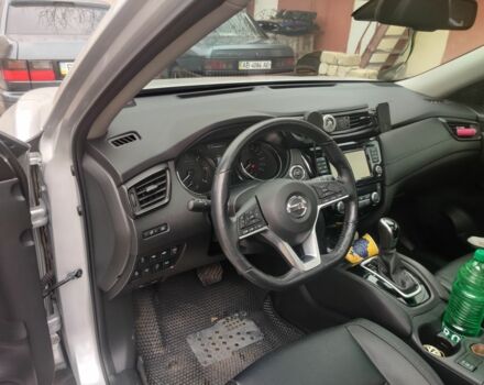 Серый Ниссан ИксТрейл, объемом двигателя 1.6 л и пробегом 50 тыс. км за 24000 $, фото 3 на Automoto.ua