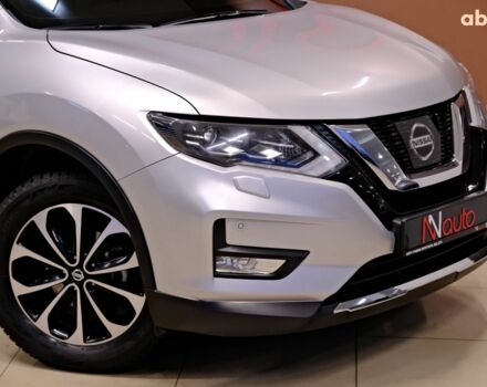 Серый Ниссан ИксТрейл, объемом двигателя 1.6 л и пробегом 50 тыс. км за 23900 $, фото 2 на Automoto.ua