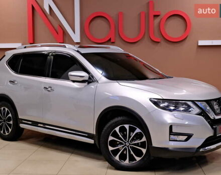 Серый Ниссан ИксТрейл, объемом двигателя 1.6 л и пробегом 50 тыс. км за 23900 $, фото 4 на Automoto.ua