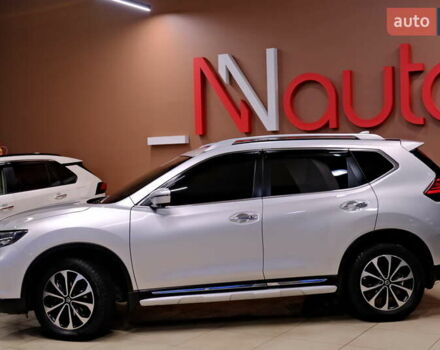 Серый Ниссан ИксТрейл, объемом двигателя 1.6 л и пробегом 50 тыс. км за 23900 $, фото 11 на Automoto.ua