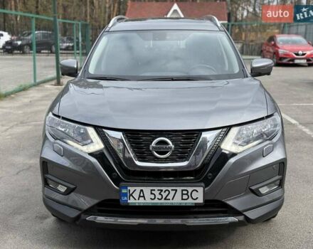 Серый Ниссан ИксТрейл, объемом двигателя 2 л и пробегом 182 тыс. км за 19000 $, фото 1 на Automoto.ua