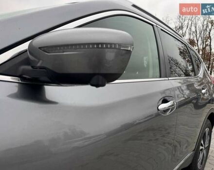 Серый Ниссан ИксТрейл, объемом двигателя 2 л и пробегом 97 тыс. км за 19999 $, фото 9 на Automoto.ua