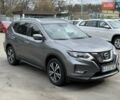 Серый Ниссан ИксТрейл, объемом двигателя 2 л и пробегом 182 тыс. км за 19000 $, фото 2 на Automoto.ua
