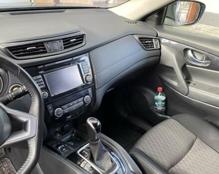 Серый Ниссан ИксТрейл, объемом двигателя 1.6 л и пробегом 59 тыс. км за 24700 $, фото 4 на Automoto.ua