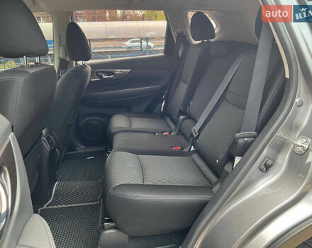 Серый Ниссан ИксТрейл, объемом двигателя 2 л и пробегом 85 тыс. км за 22900 $, фото 12 на Automoto.ua