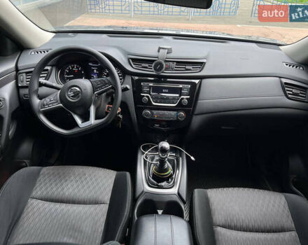 Серый Ниссан ИксТрейл, объемом двигателя 2 л и пробегом 85 тыс. км за 22900 $, фото 19 на Automoto.ua