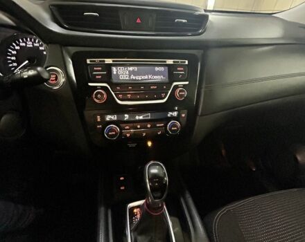 Серый Ниссан ИксТрейл, объемом двигателя 2 л и пробегом 44 тыс. км за 21500 $, фото 4 на Automoto.ua