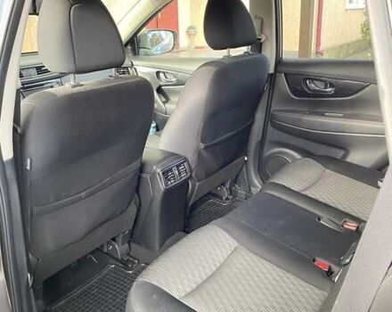 Серый Ниссан ИксТрейл, объемом двигателя 1.6 л и пробегом 59 тыс. км за 24700 $, фото 3 на Automoto.ua