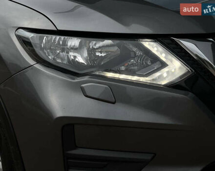 Серый Ниссан ИксТрейл, объемом двигателя 2 л и пробегом 85 тыс. км за 22900 $, фото 27 на Automoto.ua