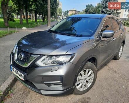 Серый Ниссан ИксТрейл, объемом двигателя 2 л и пробегом 24 тыс. км за 23820 $, фото 1 на Automoto.ua