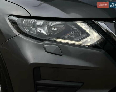 Серый Ниссан ИксТрейл, объемом двигателя 2 л и пробегом 85 тыс. км за 19500 $, фото 11 на Automoto.ua