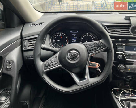 Серый Ниссан ИксТрейл, объемом двигателя 2 л и пробегом 85 тыс. км за 22900 $, фото 21 на Automoto.ua