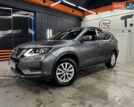 Серый Ниссан ИксТрейл, объемом двигателя 2 л и пробегом 39 тыс. км за 21450 $, фото 4 на Automoto.ua