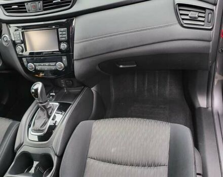 Сірий Ніссан ІксТрейл, об'ємом двигуна 1.6 л та пробігом 60 тис. км за 23450 $, фото 11 на Automoto.ua