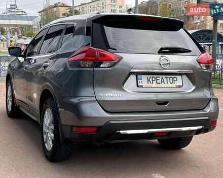 Серый Ниссан ИксТрейл, объемом двигателя 2 л и пробегом 85 тыс. км за 19500 $, фото 4 на Automoto.ua