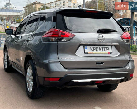 Серый Ниссан ИксТрейл, объемом двигателя 2 л и пробегом 85 тыс. км за 22900 $, фото 4 на Automoto.ua