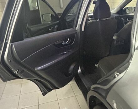 Серый Ниссан ИксТрейл, объемом двигателя 2 л и пробегом 44 тыс. км за 21500 $, фото 6 на Automoto.ua