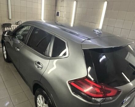 Серый Ниссан ИксТрейл, объемом двигателя 2 л и пробегом 44 тыс. км за 21500 $, фото 2 на Automoto.ua