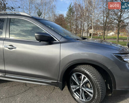 Сірий Ніссан ІксТрейл, об'ємом двигуна 2.49 л та пробігом 109 тис. км за 27499 $, фото 4 на Automoto.ua