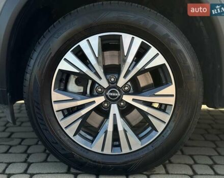 Серый Ниссан ИксТрейл, объемом двигателя 1.5 л и пробегом 12 тыс. км за 35990 $, фото 15 на Automoto.ua