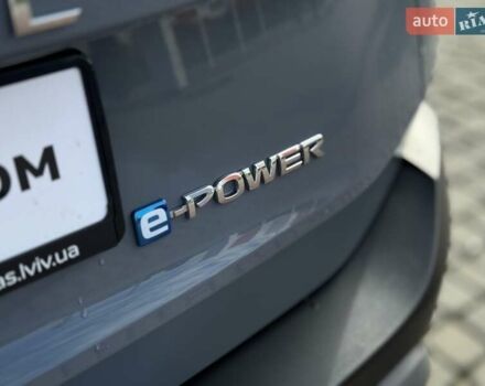 Серый Ниссан ИксТрейл, объемом двигателя 1.5 л и пробегом 12 тыс. км за 35990 $, фото 29 на Automoto.ua