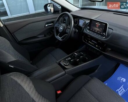 Серый Ниссан ИксТрейл, объемом двигателя 1.5 л и пробегом 12 тыс. км за 35990 $, фото 89 на Automoto.ua