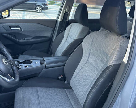 Сірий Ніссан ІксТрейл, об'ємом двигуна 1.5 л та пробігом 25 тис. км за 30200 $, фото 6 на Automoto.ua