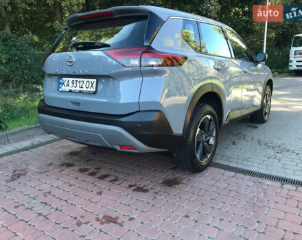 Сірий Ніссан ІксТрейл, об'ємом двигуна 1.5 л та пробігом 6 тис. км за 33333 $, фото 6 на Automoto.ua