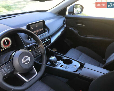 Сірий Ніссан ІксТрейл, об'ємом двигуна 1.5 л та пробігом 6 тис. км за 33333 $, фото 35 на Automoto.ua