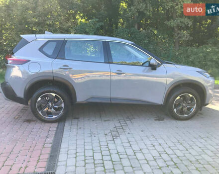 Сірий Ніссан ІксТрейл, об'ємом двигуна 1.5 л та пробігом 6 тис. км за 33333 $, фото 5 на Automoto.ua