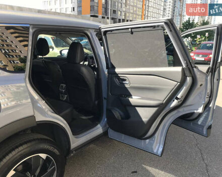 Сірий Ніссан ІксТрейл, об'ємом двигуна 1.5 л та пробігом 6 тис. км за 33333 $, фото 40 на Automoto.ua