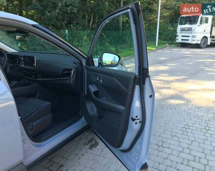 Сірий Ніссан ІксТрейл, об'ємом двигуна 1.5 л та пробігом 6 тис. км за 33333 $, фото 21 на Automoto.ua