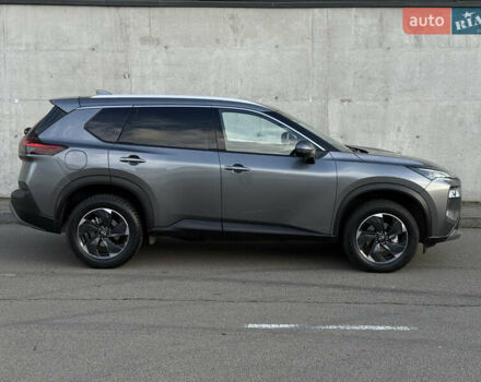 Серый Ниссан ИксТрейл, объемом двигателя 1.5 л и пробегом 1 тыс. км за 35250 $, фото 7 на Automoto.ua