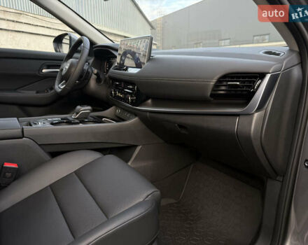 Серый Ниссан ИксТрейл, объемом двигателя 1.5 л и пробегом 1 тыс. км за 35250 $, фото 24 на Automoto.ua