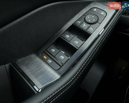 Серый Ниссан ИксТрейл, объемом двигателя 1.5 л и пробегом 1 тыс. км за 35250 $, фото 32 на Automoto.ua