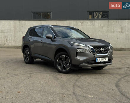 Серый Ниссан ИксТрейл, объемом двигателя 1.5 л и пробегом 1 тыс. км за 35250 $, фото 5 на Automoto.ua
