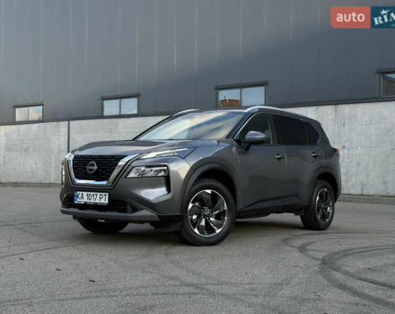 Серый Ниссан ИксТрейл, объемом двигателя 1.5 л и пробегом 1 тыс. км за 35250 $, фото 1 на Automoto.ua