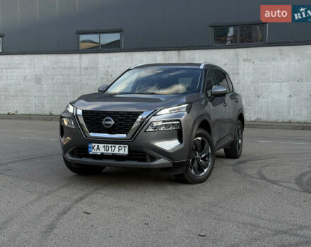 Серый Ниссан ИксТрейл, объемом двигателя 1.5 л и пробегом 1 тыс. км за 35250 $, фото 4 на Automoto.ua