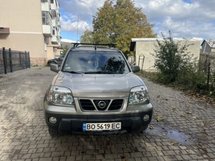 Ніссан ІксТрейл 2002 у Кременце на Automoto.ua Сірий Ніссан ІксТрейл, об'ємом двигуна 2.2 л та пробігом 3 тис. км за 5500 $, фото 1 на Automoto.ua