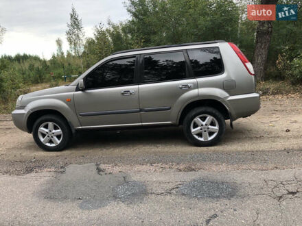 Ниссан ИксТрейл 2002 в Коростене на Automoto.ua Серый Ниссан ИксТрейл, объемом двигателя 2 л и пробегом 362 тыс. км за 5300 $, фото 1 на Automoto.ua
