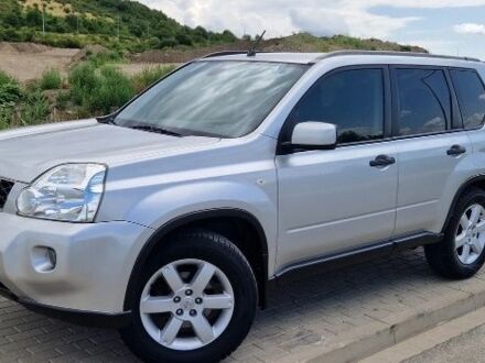 Серый Ниссан ИксТрейл, объемом двигателя 2 л и пробегом 1 тыс. км за 2267 $, фото 1 на Automoto.ua