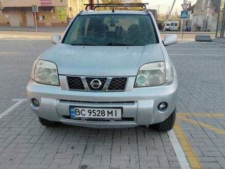 Ніссан ІксТрейл 2003 у Пустомытах на Automoto.ua Сірий Ніссан ІксТрейл, об'ємом двигуна 2.18 л та пробігом 330 тис. км за 6200 $, фото 1 на Automoto.ua