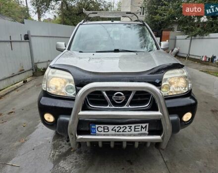 Сірий Ніссан ІксТрейл, об'ємом двигуна 2 л та пробігом 335 тис. км за 4800 $, фото 1 на Automoto.ua