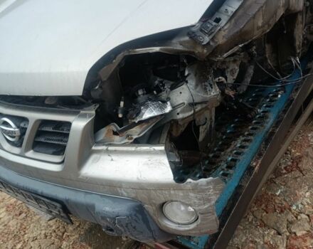 Серый Ниссан ИксТрейл, объемом двигателя 0 л и пробегом 300 тыс. км за 2200 $, фото 1 на Automoto.ua