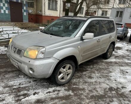 Серый Ниссан ИксТрейл, объемом двигателя 2.5 л и пробегом 420 тыс. км за 3990 $, фото 1 на Automoto.ua