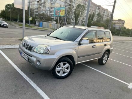 Ниссан ИксТрейл 2003 в Днепре (Днепропетровске) на Automoto.ua Серый Ниссан ИксТрейл, объемом двигателя 2.2 л и пробегом 200 тыс. км за 3650 $, фото 1 на Automoto.ua