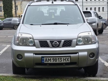 Серый Ниссан ИксТрейл, объемом двигателя 2.2 л и пробегом 260 тыс. км за 4199 $, фото 1 на Automoto.ua