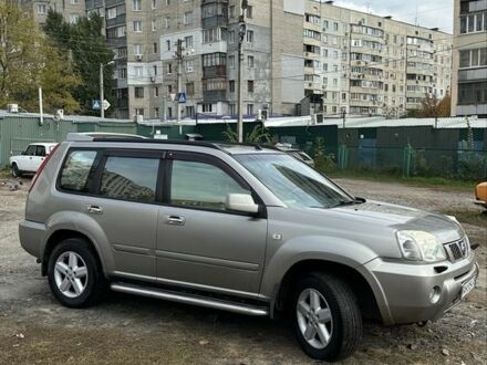 Ниссан ИксТрейл 2004 в Харькове на Automoto.ua Серый Ниссан ИксТрейл, объемом двигателя 2 л и пробегом 305 тыс. км за 5100 $, фото 1 на Automoto.ua