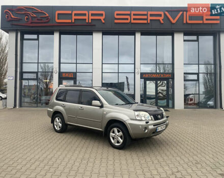 Серый Ниссан ИксТрейл, объемом двигателя 2 л и пробегом 246 тыс. км за 4499 $, фото 1 на Automoto.ua