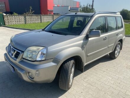 Ниссан ИксТрейл 2004 в Львове на Automoto.ua Серый Ниссан ИксТрейл, объемом двигателя 2.2 л и пробегом 186 тыс. км за 4200 $, фото 1 на Automoto.ua